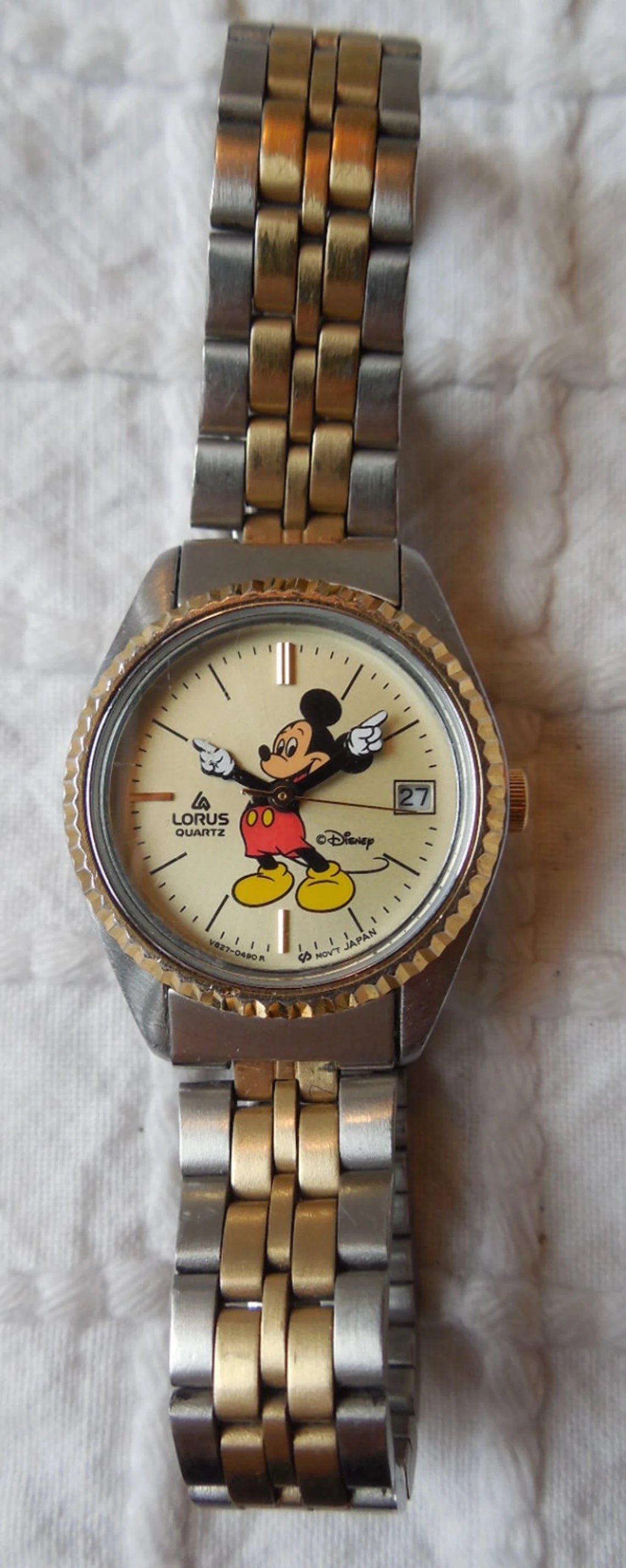 Vintage 1980s LORUS Mickey Mouse Date Watch
